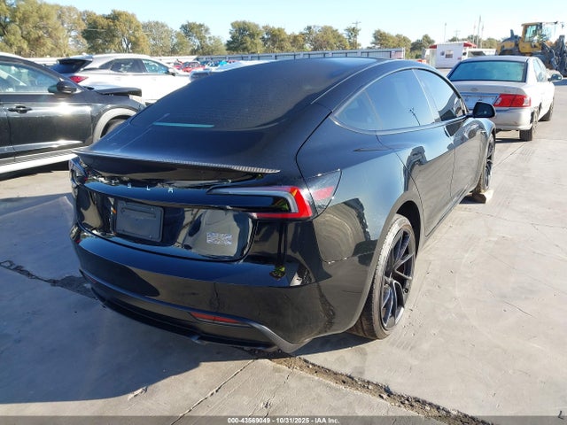 2024 TESLA MODEL 3 5YJ3E1ET6RF784741 Photo 3