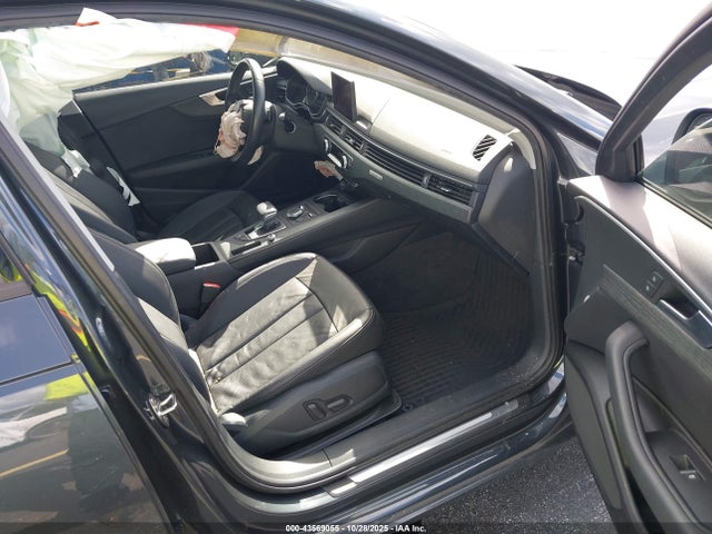2017 AUDI A4 WAUANAF45HN038101 Photo 4