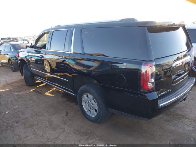 43569133 :رقم المزاد ، 1GKS2HKJ4HR374162 vin ، 2017 Gmc Yukon Xl Denali مزاد بيع