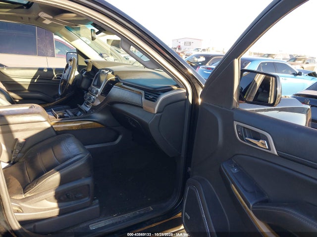 43569133 :رقم المزاد ، 1GKS2HKJ4HR374162 vin ، 2017 Gmc Yukon Xl Denali مزاد بيع
