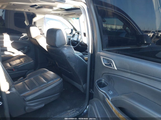43569133 :رقم المزاد ، 1GKS2HKJ4HR374162 vin ، 2017 Gmc Yukon Xl Denali مزاد بيع