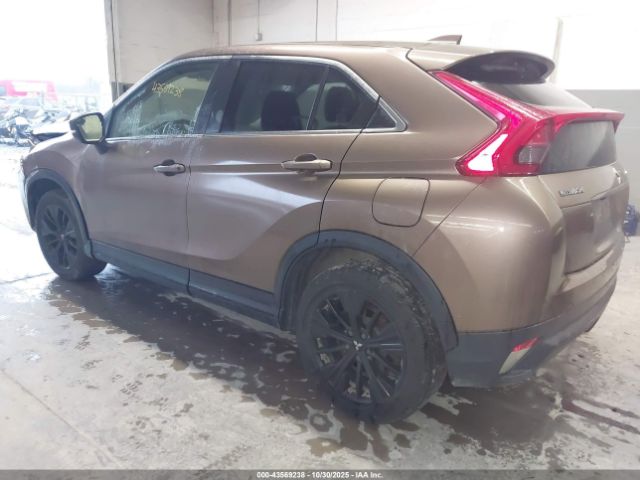 2019 MITSUBISHI ECLIPSE CROSS JA4AT4AA6KZ002628 Photo 2