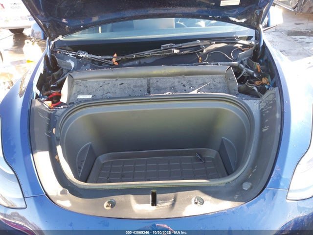 2024 TESLA MODEL Y 7SAYGDEEXRA283953 Photo 9