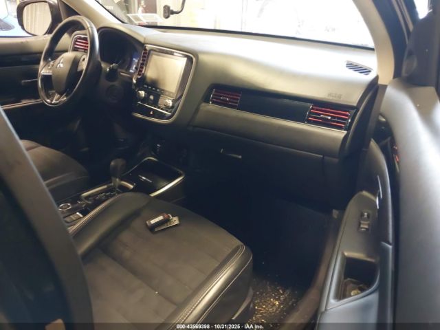 2020 MITSUBISHI OUTLANDER JA4AZ3A33LZ045142 Photo 4