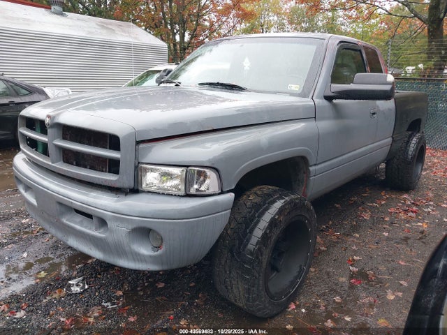 Продажа на аукционе авто 2000 Dodge Ram 2500 St, vin: 3B7KF23Z4YG132120, номер лота: 43569483