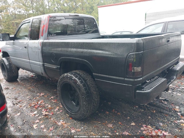 Продажа на аукционе авто 2000 Dodge Ram 2500 St, vin: 3B7KF23Z4YG132120, номер лота: 43569483