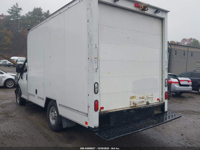 1GB0GRFP8J1331347 Chevrolet Express Cutaway Work Van