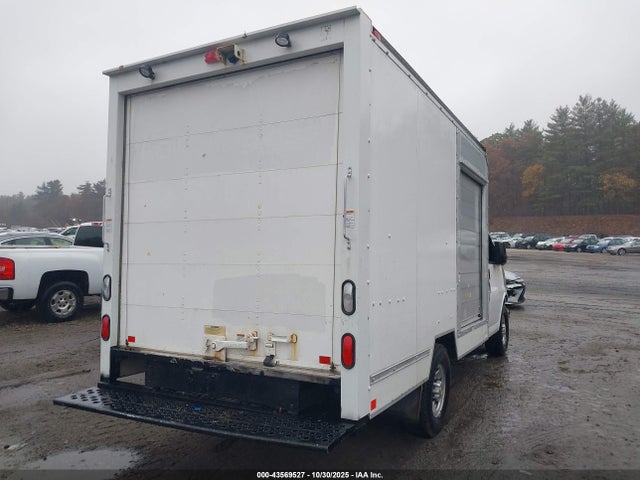 1GB0GRFP8J1331347 Chevrolet Express Cutaway Work Van