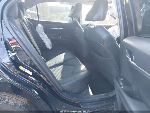 4T1B11HK0JU652978 Toyota CAMRY SE