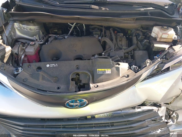 2021 TOYOTA SIENNA 5TDKRKECXMS042563 Photo 9