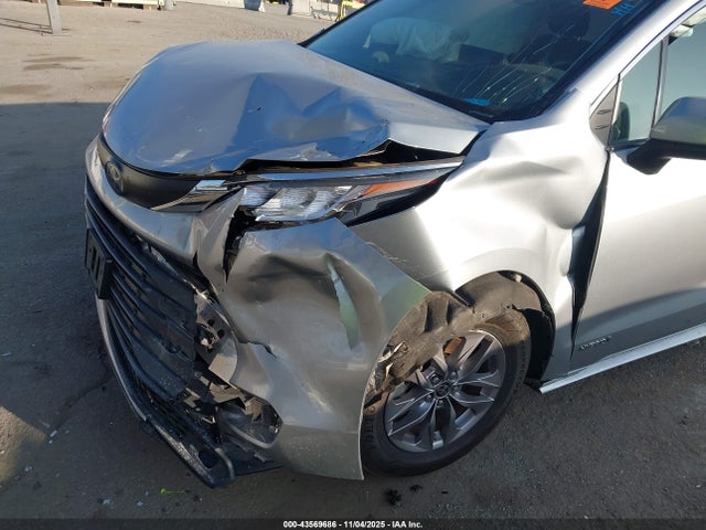 2021 TOYOTA SIENNA 5TDKRKECXMS042563 Photo 5