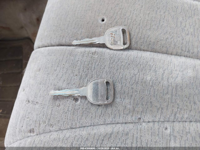 1998 CHEVROLET MALIBU 1G1ND52M1W6247033 Photo 10