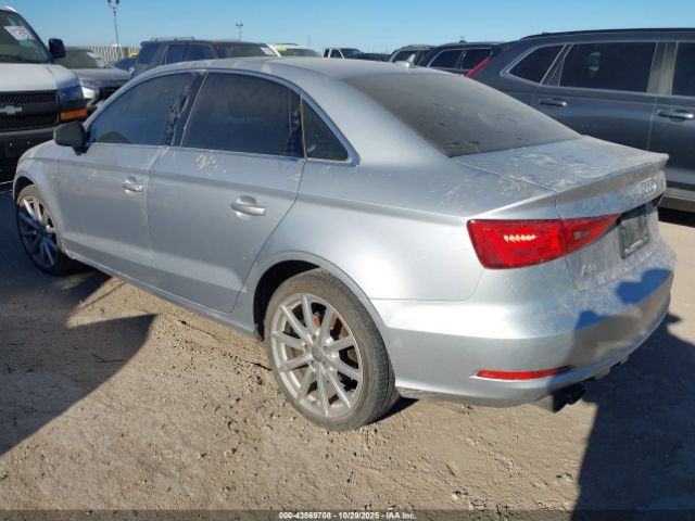 2015 AUDI A3 WAUCCGFF5F1025954 Photo 2