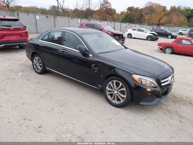 Продажа на аукционе авто 2017 Mercedes-benz C 300 4matic, vin: 55SWF4KBXHU186883, номер лота: 43569744