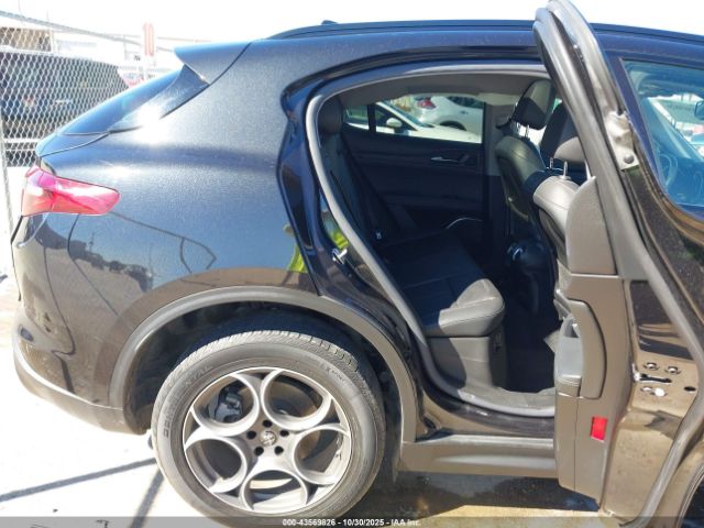 2021 ALFA ROMEO STELVIO ZASPAJAN5M7D09270 Photo 7