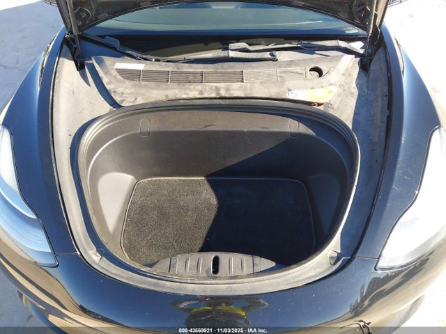 2018 TESLA MODEL 3 5YJ3E1EA5JF020981 Photo 9