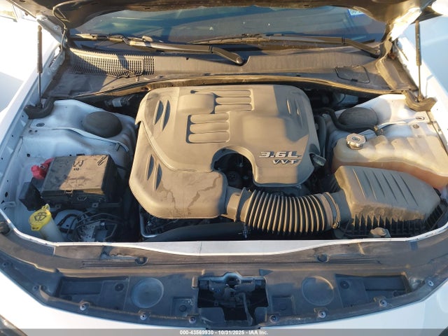 2C3CCABGXPH565564 Chrysler 300 300s