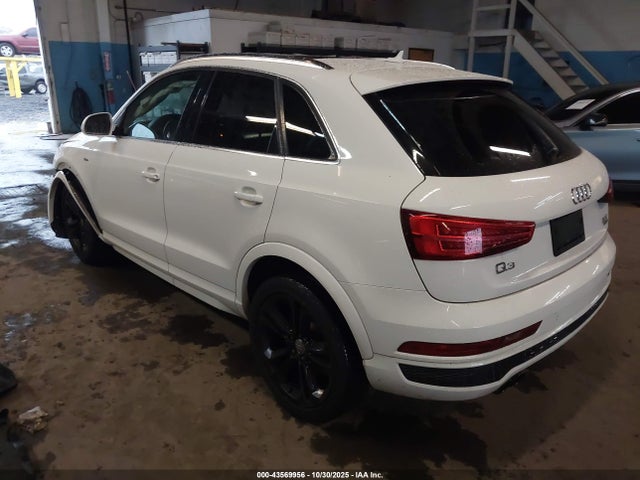 2016 AUDI Q3 WA1GFCFS6GR008367 Photo 2