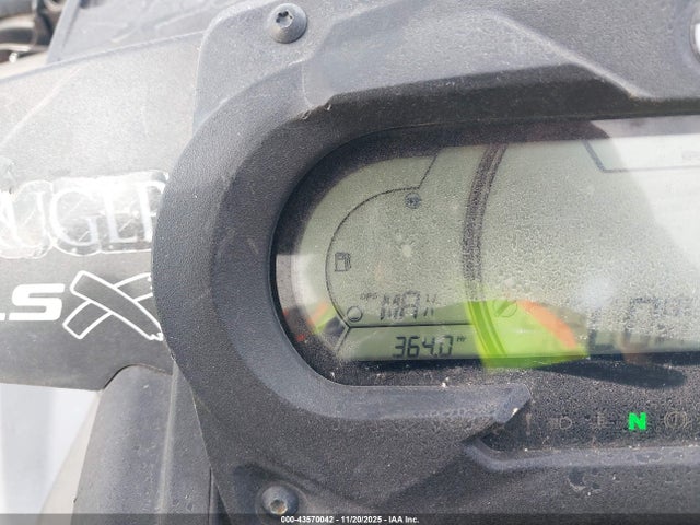 2020 CAN-AM OUTLANDER 3JBLWAX21LJ001236 Photo 6