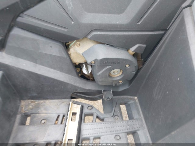 2020 CAN-AM OUTLANDER 3JBLWAX21LJ001236 Photo 7