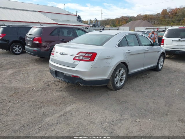 Ford TAURUS SEL 2015 1FAHP2E89FG203483 Image 4