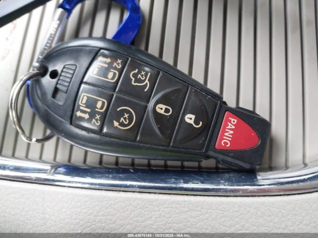 2013 CHRYSLER TOWN & COUNTRY 2C4RC1GG0DR777183 Photo 10