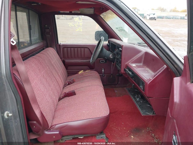 1989 DODGE DAKOTA 1B7FL26X0KS138453 Photo 4