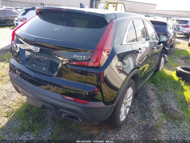 2019 CADILLAC XT4 1GYAZAR42KF126974 Photo 3