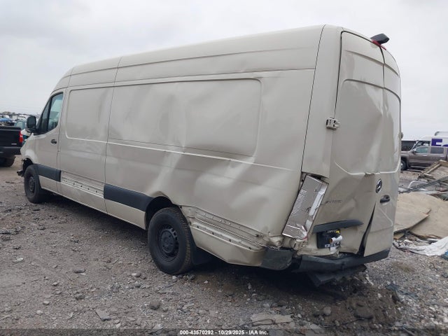 2022 MERCEDES-BENZ SPRINTER 2500 W1Y4DDHY5NT102967 Photo 2
