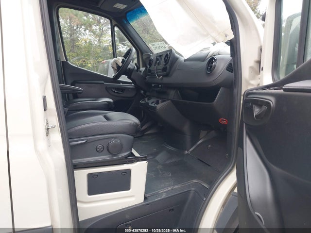 2022 MERCEDES-BENZ SPRINTER 2500 W1Y4DDHY5NT102967 Photo 4