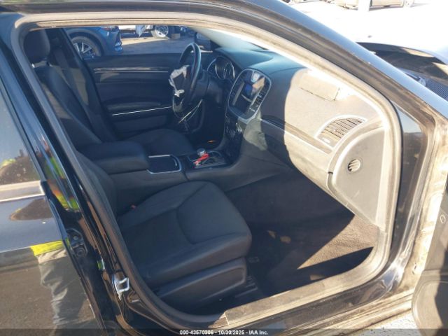 2018 CHRYSLER 300 2C3CCAAG9JH274949 Photo 4