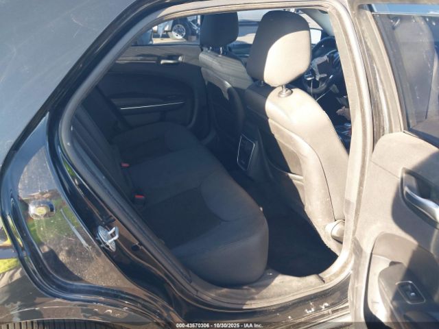 2018 CHRYSLER 300 2C3CCAAG9JH274949 Photo 7