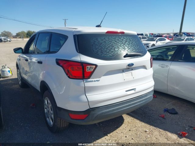2019 FORD ESCAPE 1FMCU0F71KUC33513 Photo 2
