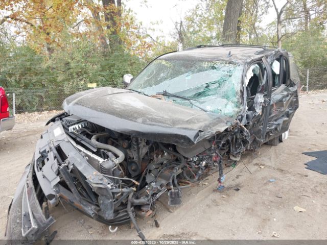 2011 CHEVROLET TAHOE 1GNSKCE09BR135819 Photo 1