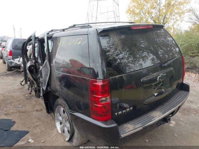 2011 CHEVROLET TAHOE 1GNSKCE09BR135819 Photo 2