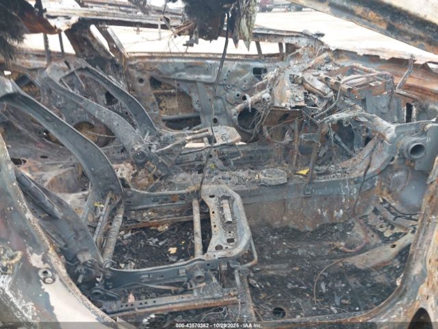 2024 TOYOTA GR COROLLA JTNABAAEXRA014862 Photo 4