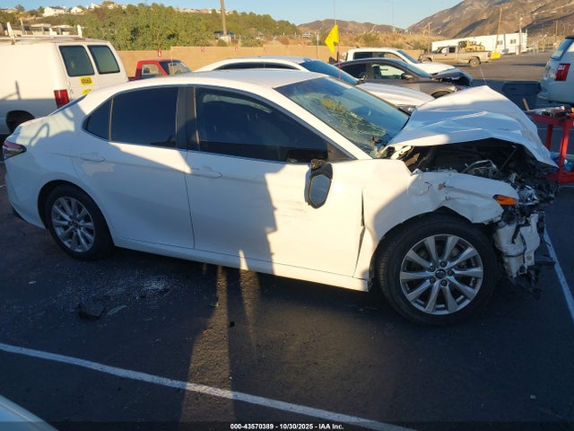 4T1B11HK5JU623251 Toyota CAMRY LE
