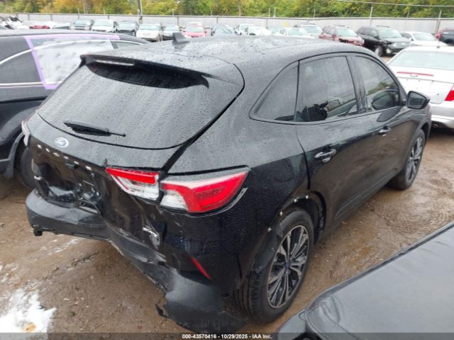 2022 FORD ESCAPE 1FMCU9G61NUB25164 Photo 3