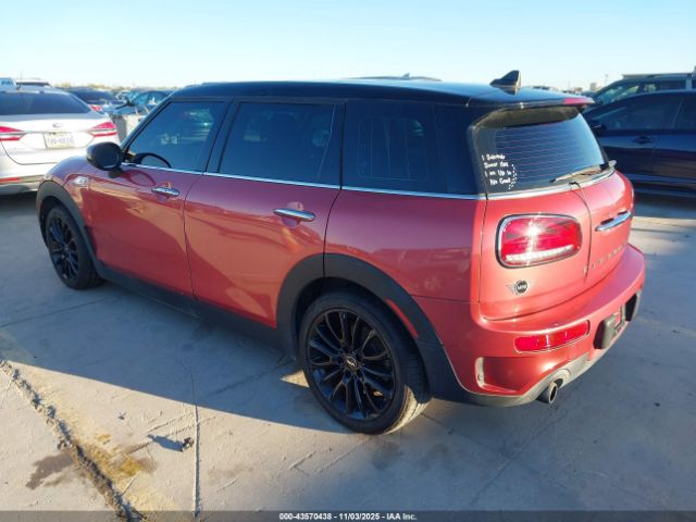 2022 MINI CLUBMAN WMWLV7C00N2R36602 Photo 2