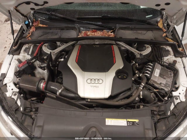 2018 AUDI S4 WAUC4AF49JA003490 Photo 9