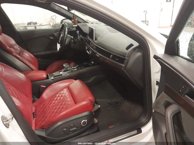 2018 AUDI S4 WAUC4AF49JA003490 Photo 4