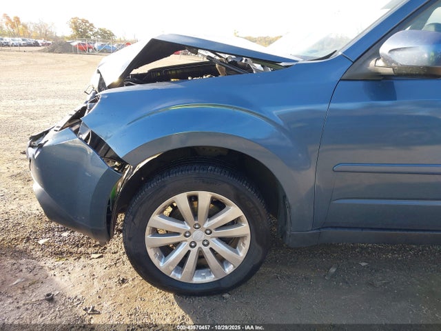 Продаж на аукціоні авто 2012 Subaru Forester 2.5x Limited, vin: JF2SHAEC0CH417829, номер лоту: 43570457