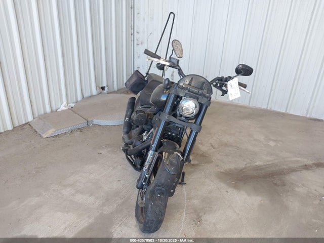 2024 HARLEY-DAVIDSON FXLRS 1HD1YWZ16RB055550 Photo 4