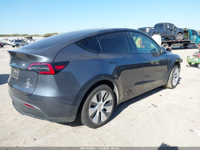 2023 TESLA MODEL Y 7SAYGDEE8PA122675 Photo 3
