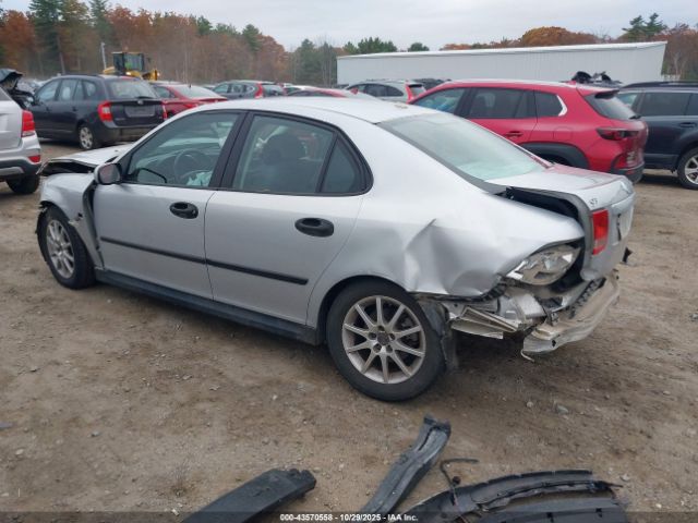 2004 SAAB 9-3 YS3FB45S841057688 Photo 2