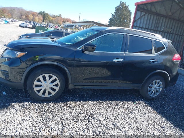 Nissan ROGUE S 2017 KNMAT2MV7HP573199 Image 14