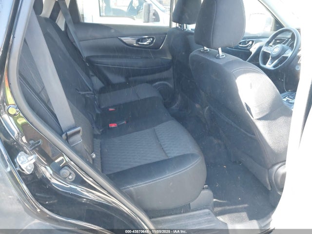 Nissan ROGUE S 2017 KNMAT2MV7HP573199 Image 8