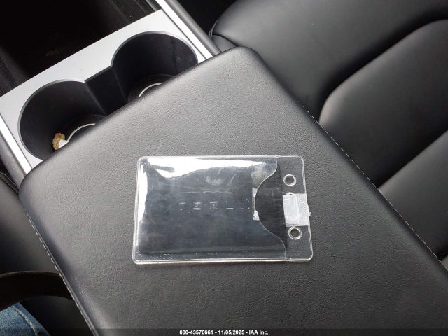 2023 TESLA MODEL Y 7SAYGDEE1PF769440 Photo 10