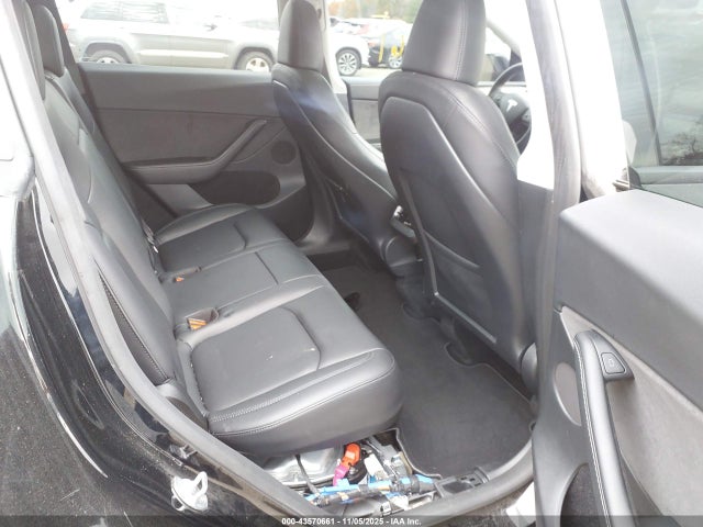2023 TESLA MODEL Y 7SAYGDEE1PF769440 Photo 7