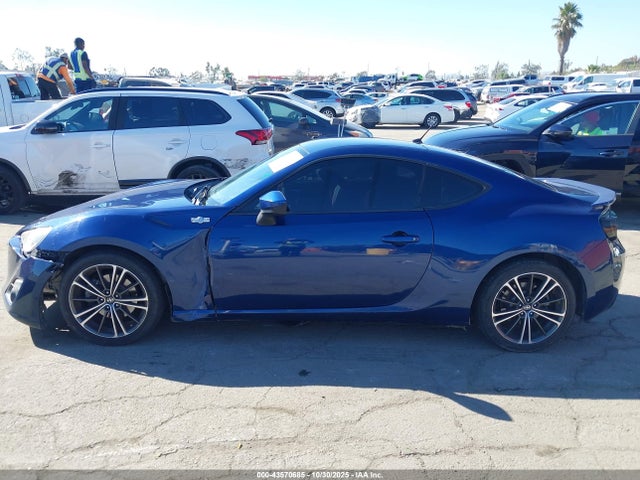 Scion FR-S 2014 JF1ZNAA10E8700900 Image 15